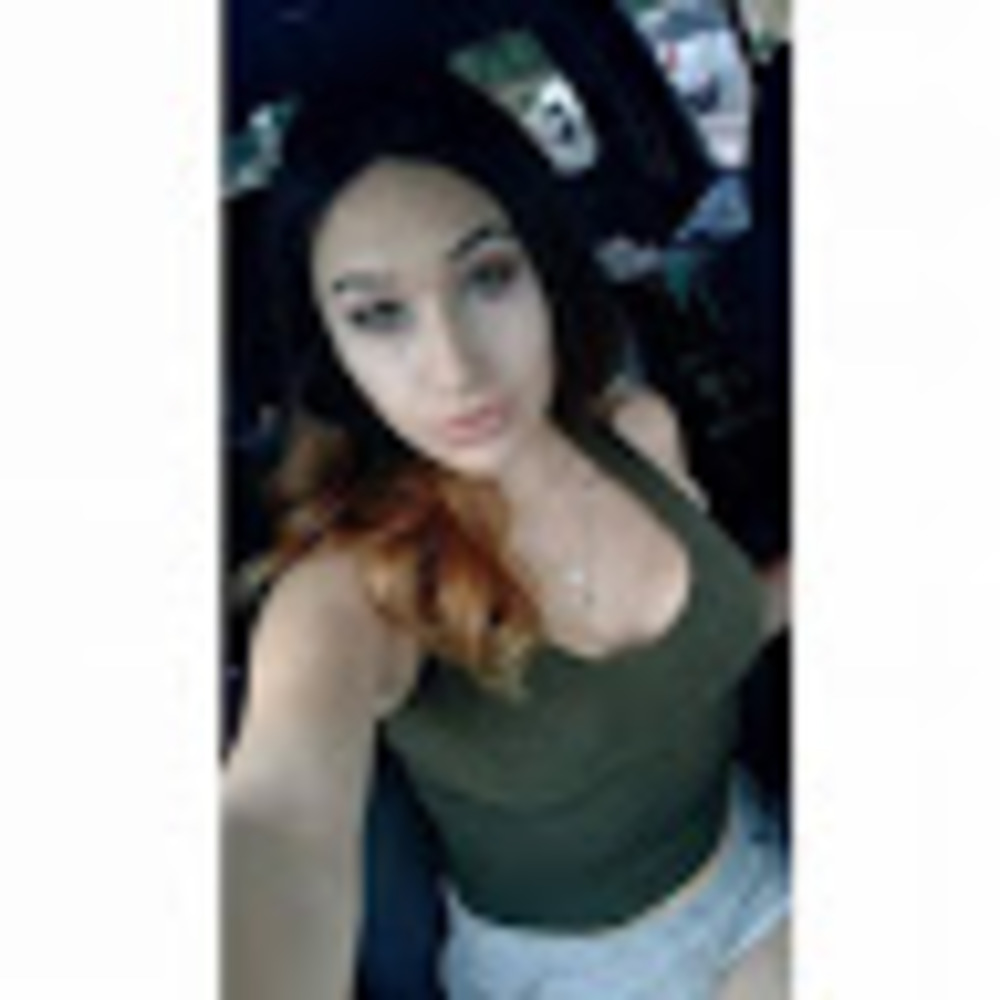 Meet your Posher, Sabrina